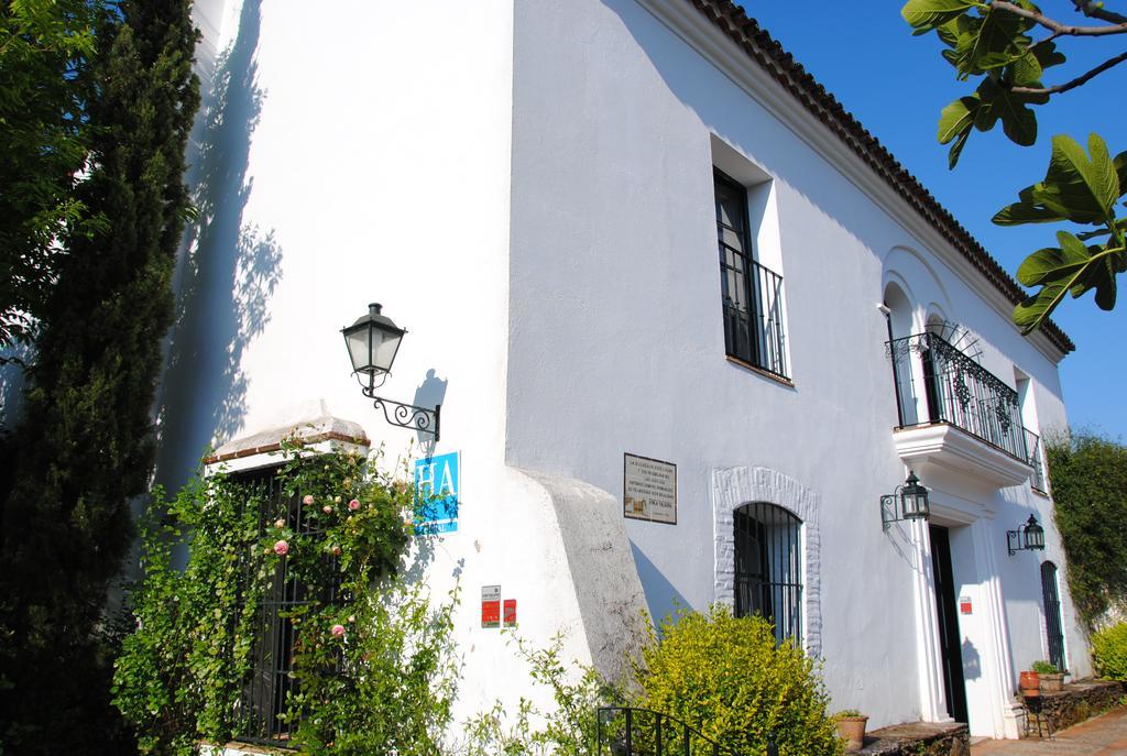 Finca Valbono Apartamentos Rurales Y Hotel Aracena Exterior photo